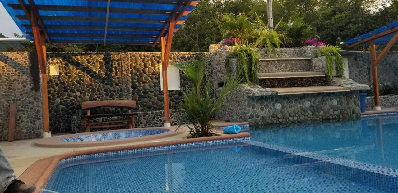 מינדו Sisakuna Lodge מראה חיצוני תמונה